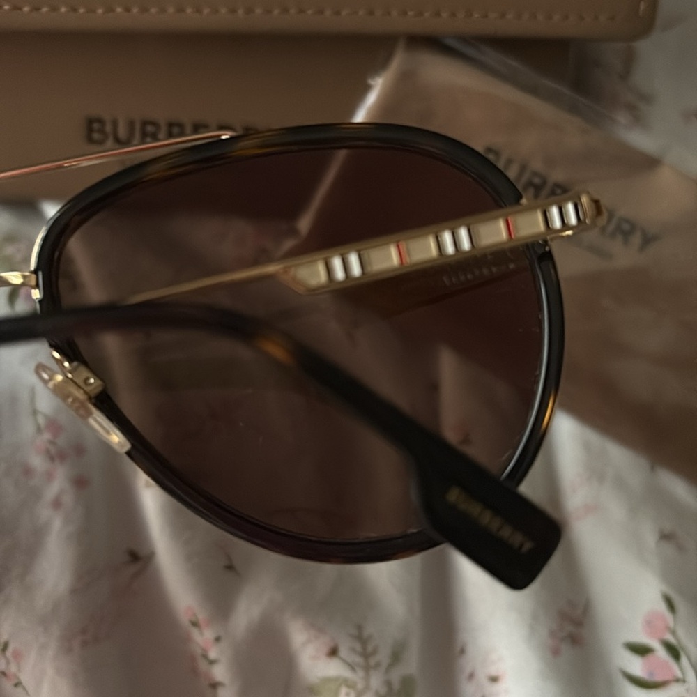 Burberry Brown Aviator Sunglasses - Picture 4 of 12